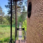 Vesiroos Villa *