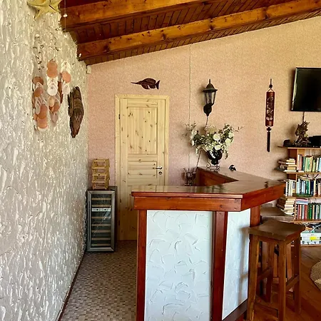 Villa Vesiroos Alajõe